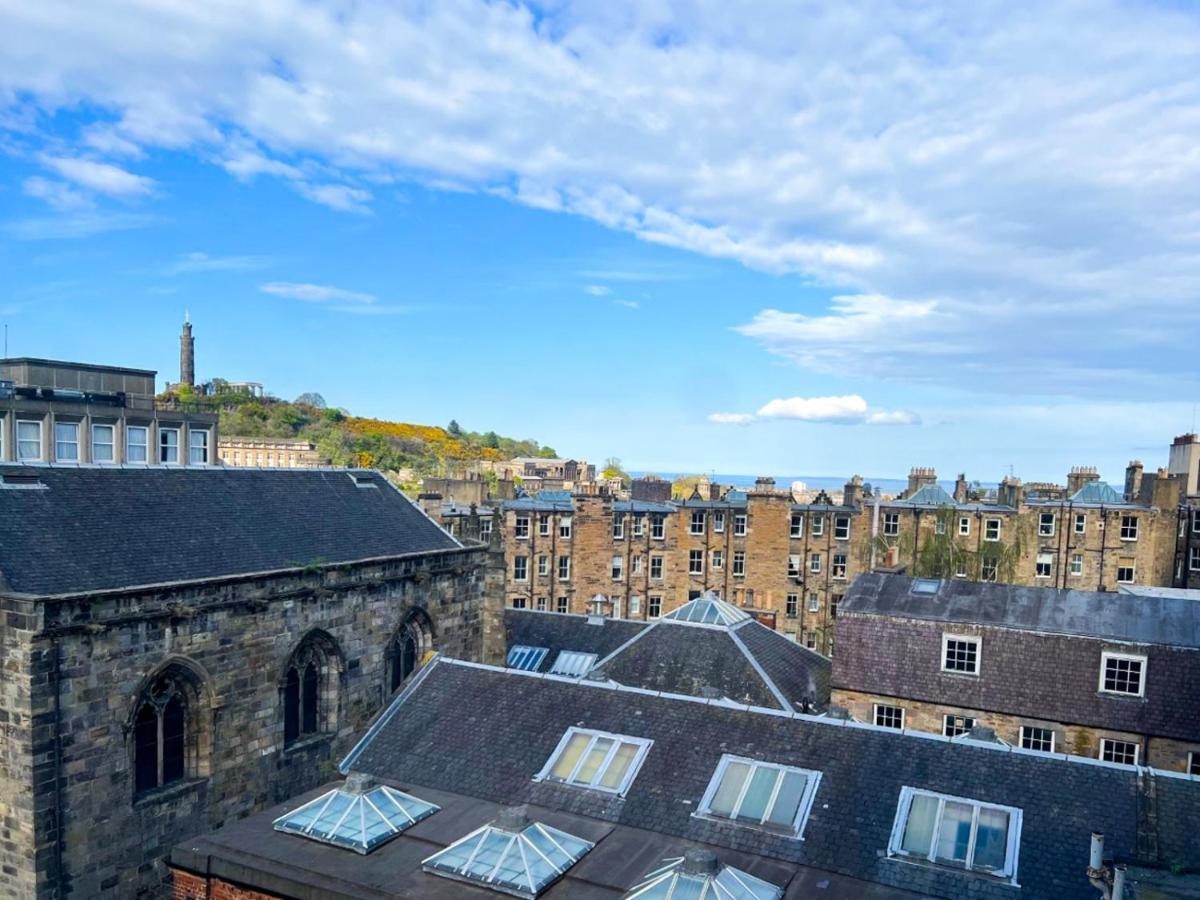 Lively & Energetic 2Br On The Royal Mile — Photos 3